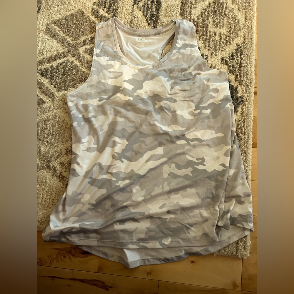 White and grey camo sleeveless activewear top